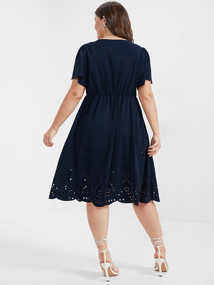 

Plus Size Solid Ruffles Pocket Broderie Anglaise Knee Dress DarkBlue Women Elegant Cut-Out V-neck Short sleeve Curvy Knee Dress BloomChic