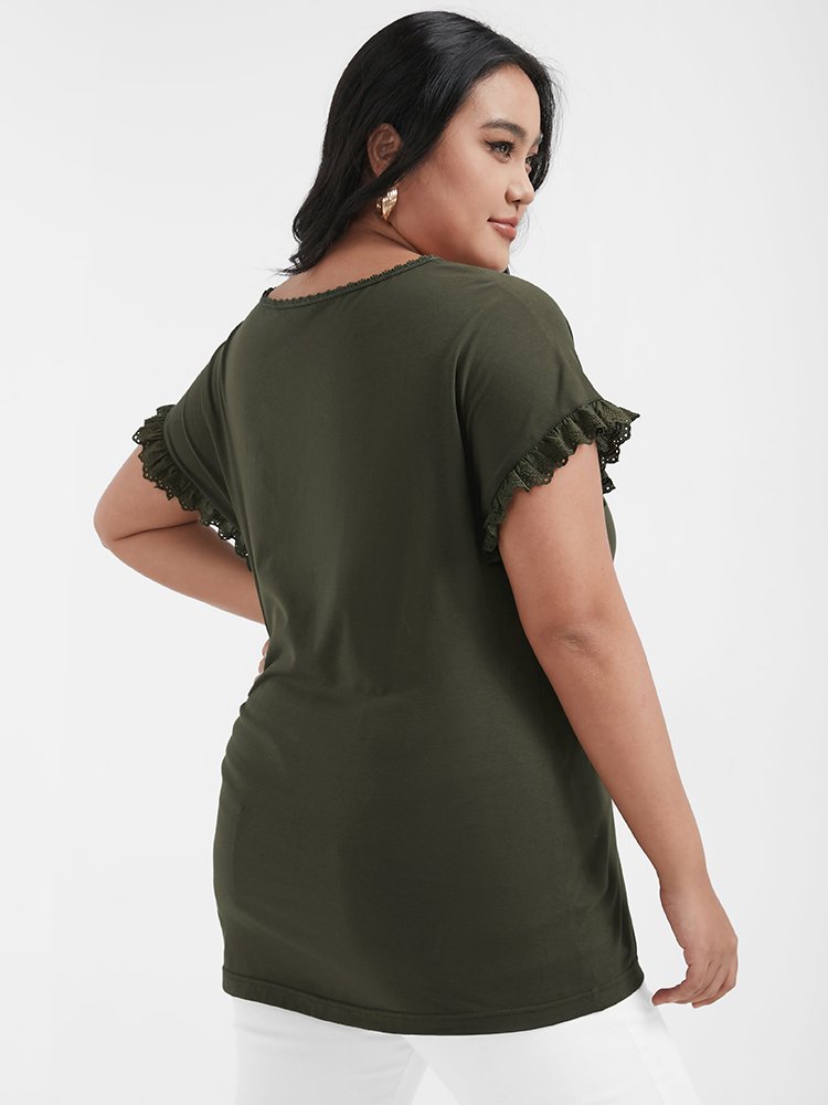 Plus Size Women Dailywear Plain Frill Trim Dolman Sleeve Short sleeve V-neck Casual T-shirts BloomChic 