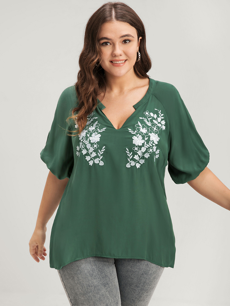 

Plus Size Green Floral Embroidered Puff Sleeve V Neck Blouse Women Elegant Half Sleeve V-neck Dailywear Blouses BloomChic