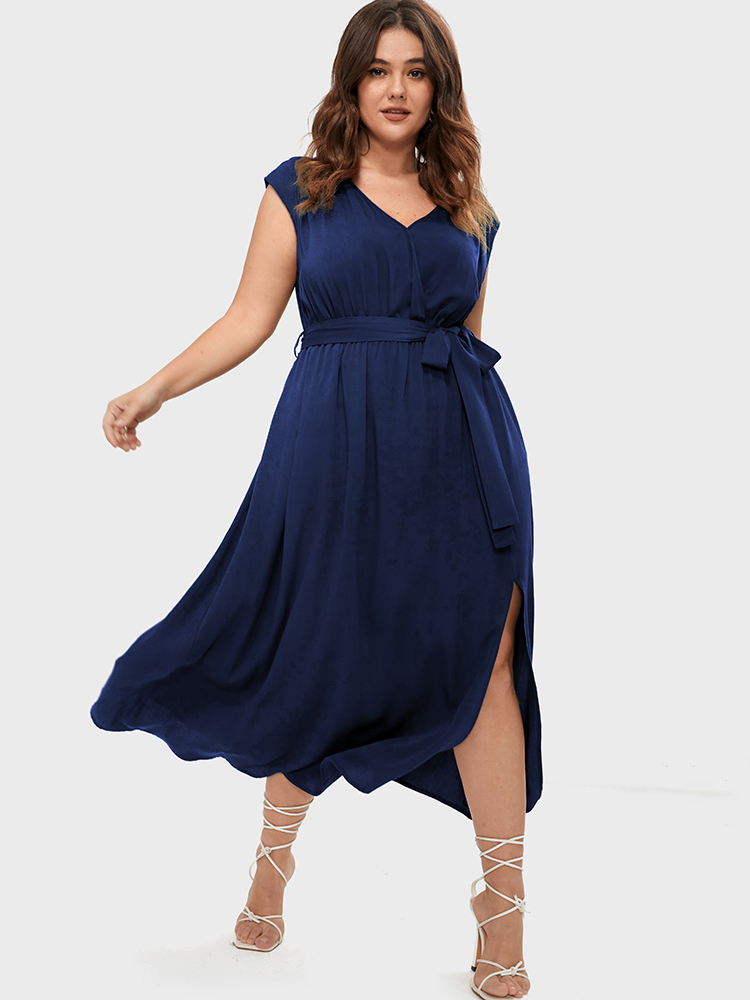 

Plus Size Solid Button Pocket Sleeveless Wrap Split Belted Dress DarkBlue Women Office Belted V-neck Sleeveless Curvy Midi Dress BloomChic