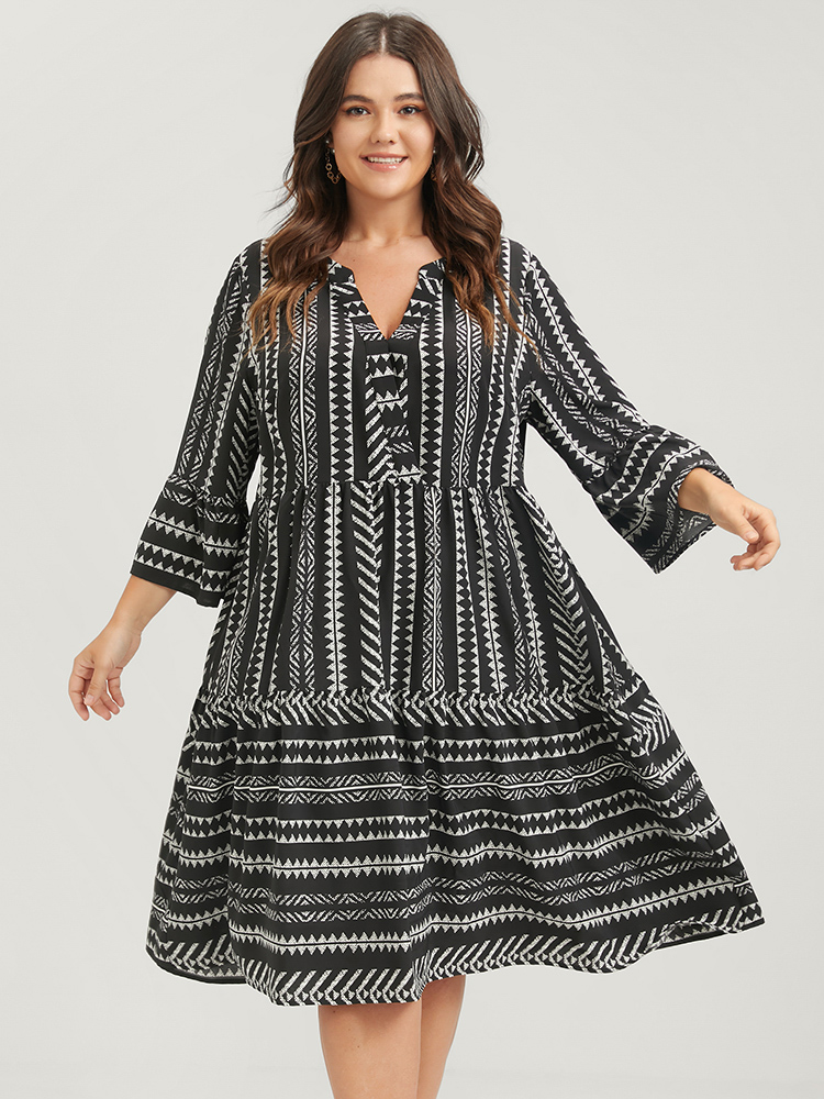 Plus Size Bloom Dress -Geometric Pocket Ruffles V Neck Knee Dress Black Women Vacation Pocket V-neck Elbow-length sleeve Curvy Knee Dress BloomChic 10/M 
