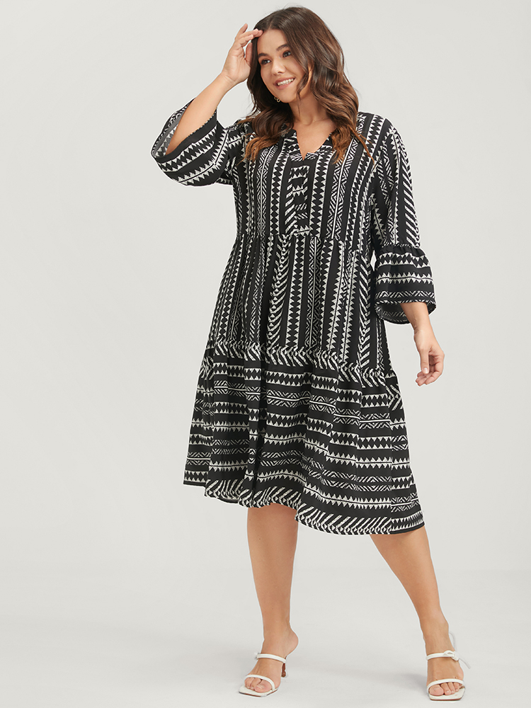 Plus Size Bloom Dress -Geometric Pocket Ruffles V Neck Knee Dress Black Women Vacation Pocket V-neck Elbow-length sleeve Curvy Knee Dress BloomChic 10/M 
