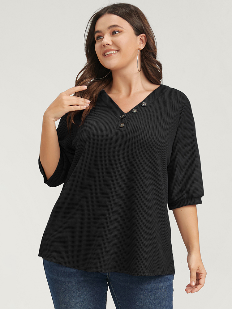 

Plus Size Plain Button V Neck Waffle Knit Tee Black Women Casual Button Plain V-neck Dailywear T-shirts BloomChic