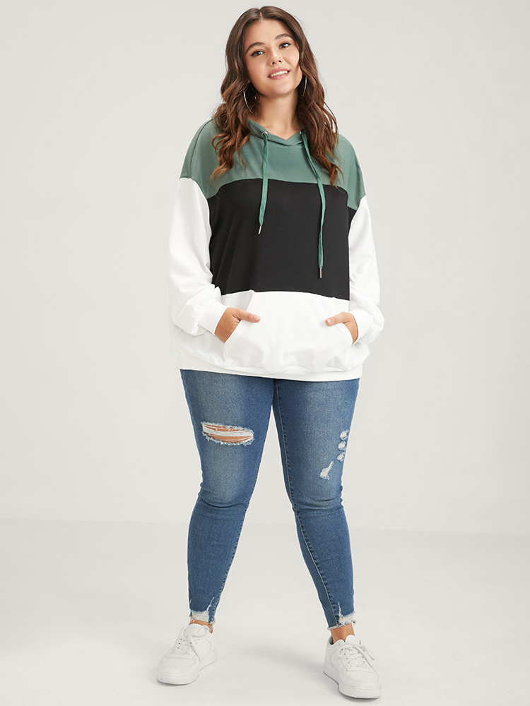 Plus Size Colorblock Contrast Drawstring Pocket Hooded Drop Shoulder Sweatshirt Women Multicolor Casual Contrast Hooded Dailywear Sweatshirts BloomChic 10/M 