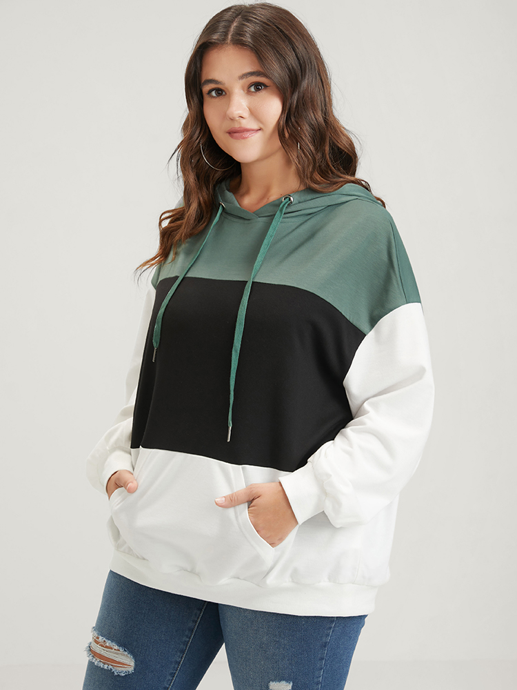 Plus Size Colorblock Contrast Drawstring Pocket Hooded Drop Shoulder Sweatshirt Women Multicolor Casual Contrast Hooded Dailywear Sweatshirts BloomChic 10/M 