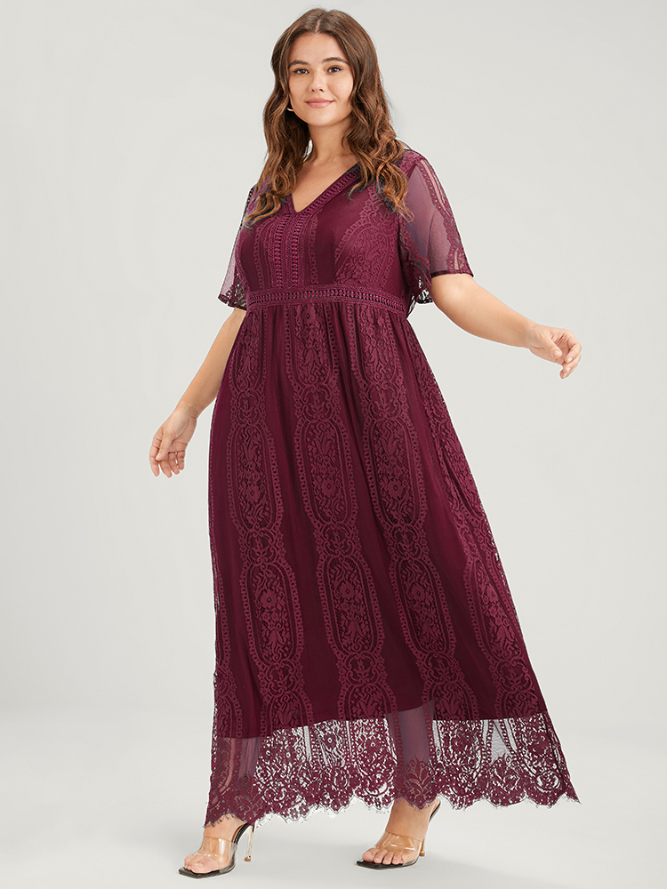 

Elegant Mesh Lace Embroidered Plus Size Women Long Dress Dailywear Plain Sleeve Short Sleeve V Neck Dresses BloomChic, Burgundy