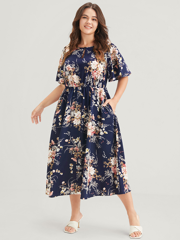 

Plus Size Bloom Dress - Floral Keyhole Round Neck Pocket Ruffles Midi Dress DarkBlue Women Elegant Printed Round Neck Short sleeve Curvy Midi Dress BloomChic