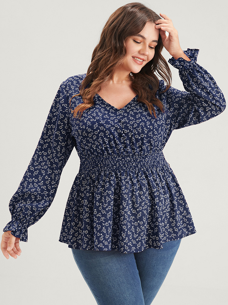 

Plus Size DarkBlue Ditsy Floral Button Lantern Sleeve Ruffle Hem Shirred Blouse Women Elegant Cap Sleeve V-neck Dailywear Blouses BloomChic