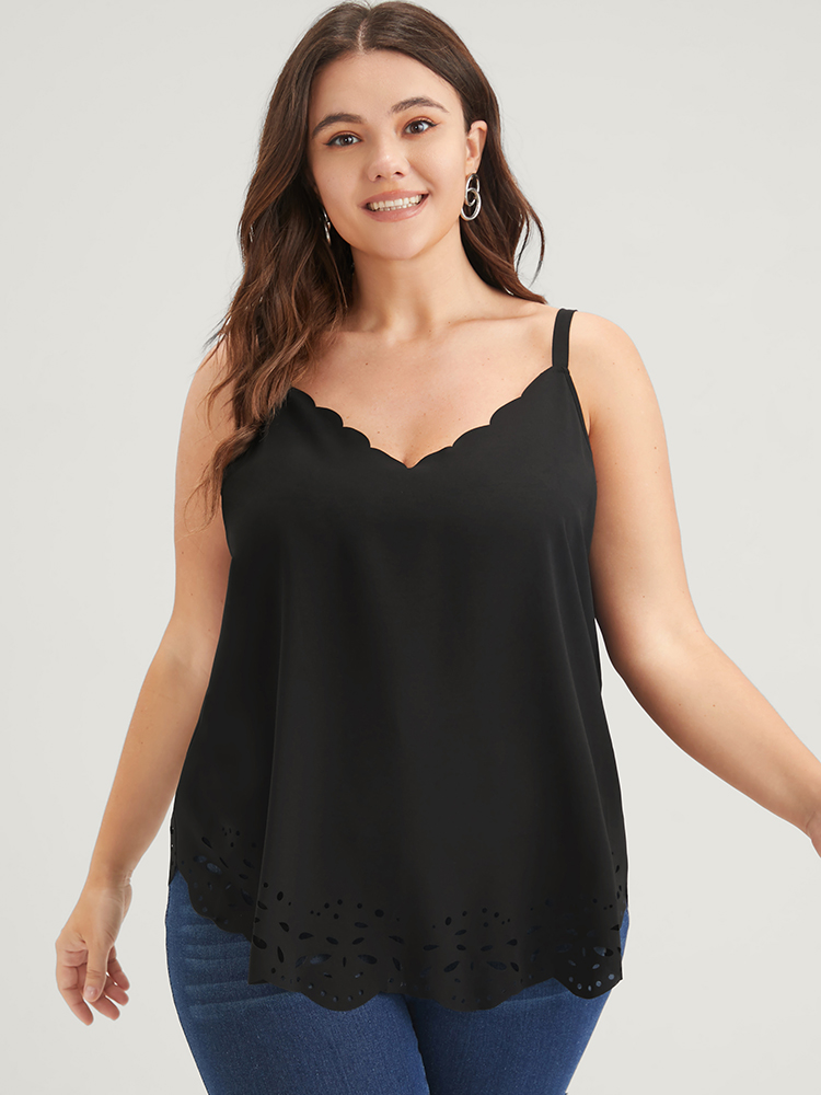 

Plus Size Plain Scalloped Sleeveless Laser Cut Cami Top Women Black Elegant Patchwork V-neck Dailywear Tank Tops Camis BloomChic