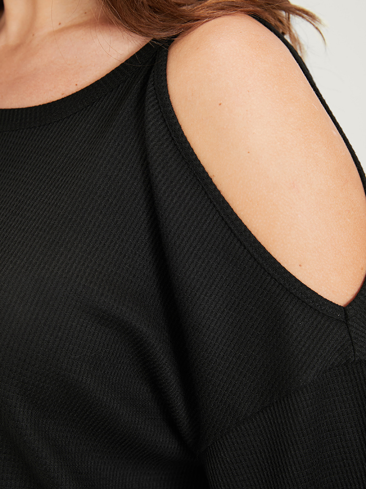 Plus Size Solid Cold Shoulder Long Tee Black Women Casual Plain Plain Cold Shoulder Dailywear T-shirts BloomChic 12/L 