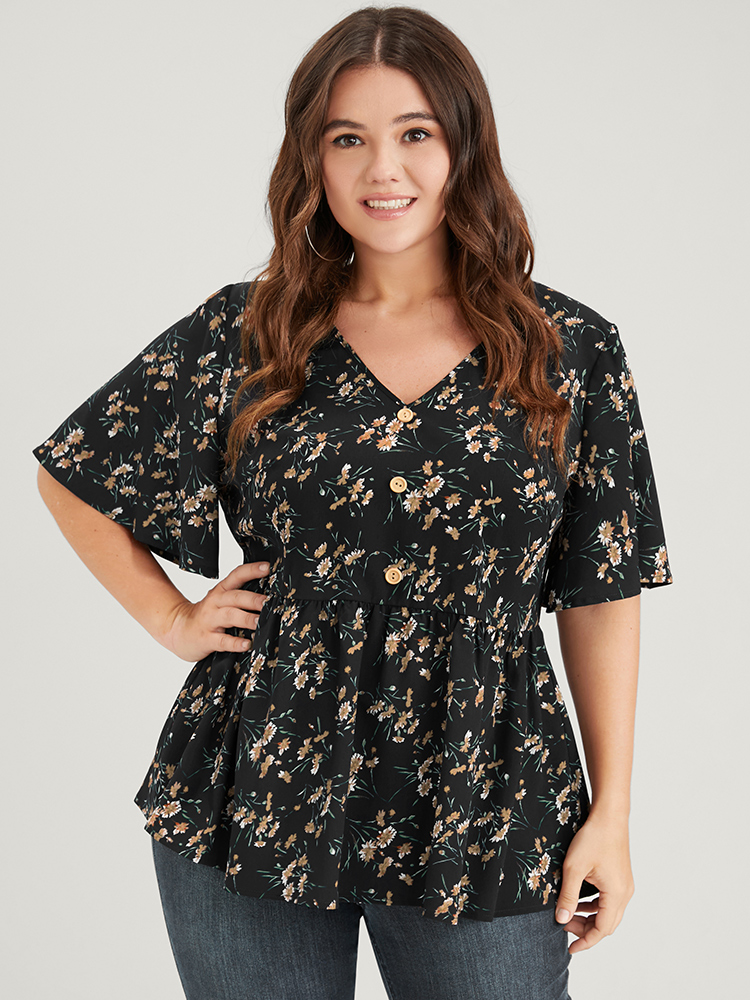 Plus Size Women Dailywear Floral Elastic Waist Ruffle Sleeve Half Sleeve V-neck Elegant Blouses BloomChic 