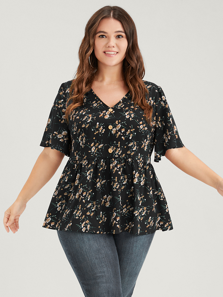Plus Size Women Dailywear Floral Elastic Waist Ruffle Sleeve Half Sleeve V-neck Elegant Blouses BloomChic 