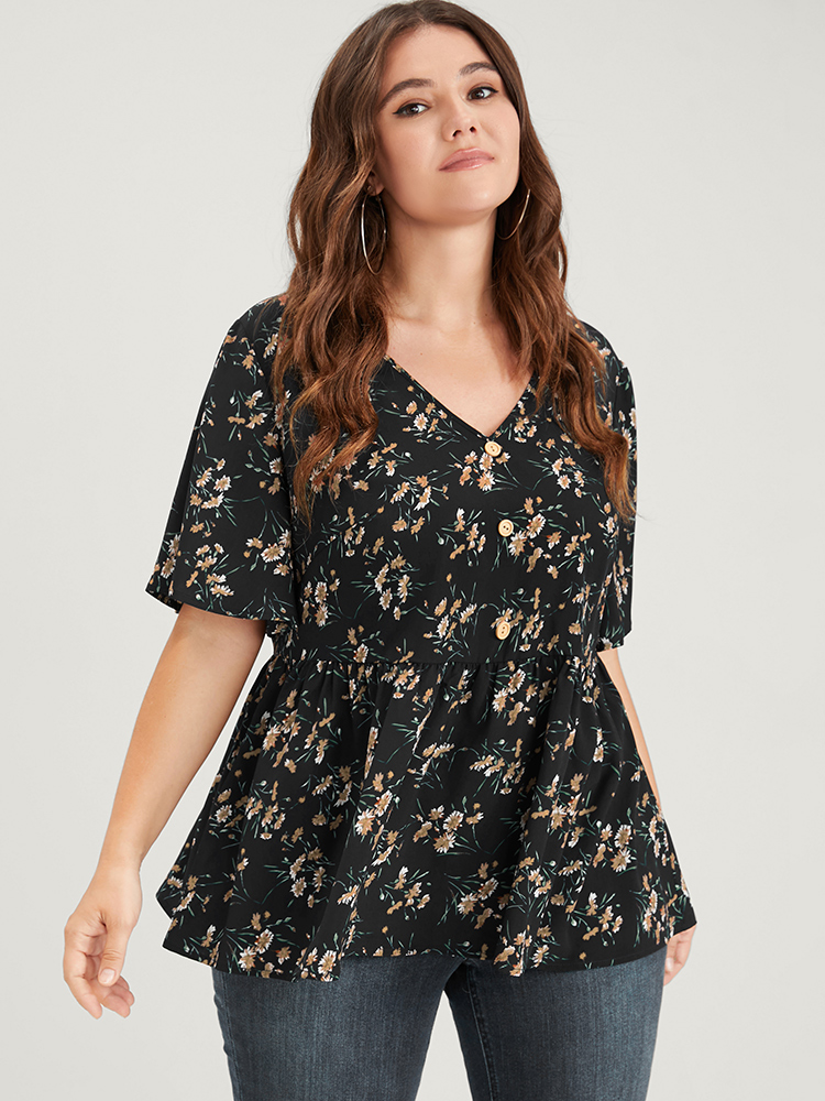 Plus Size Women Dailywear Floral Elastic Waist Ruffle Sleeve Half Sleeve V-neck Elegant Blouses BloomChic 