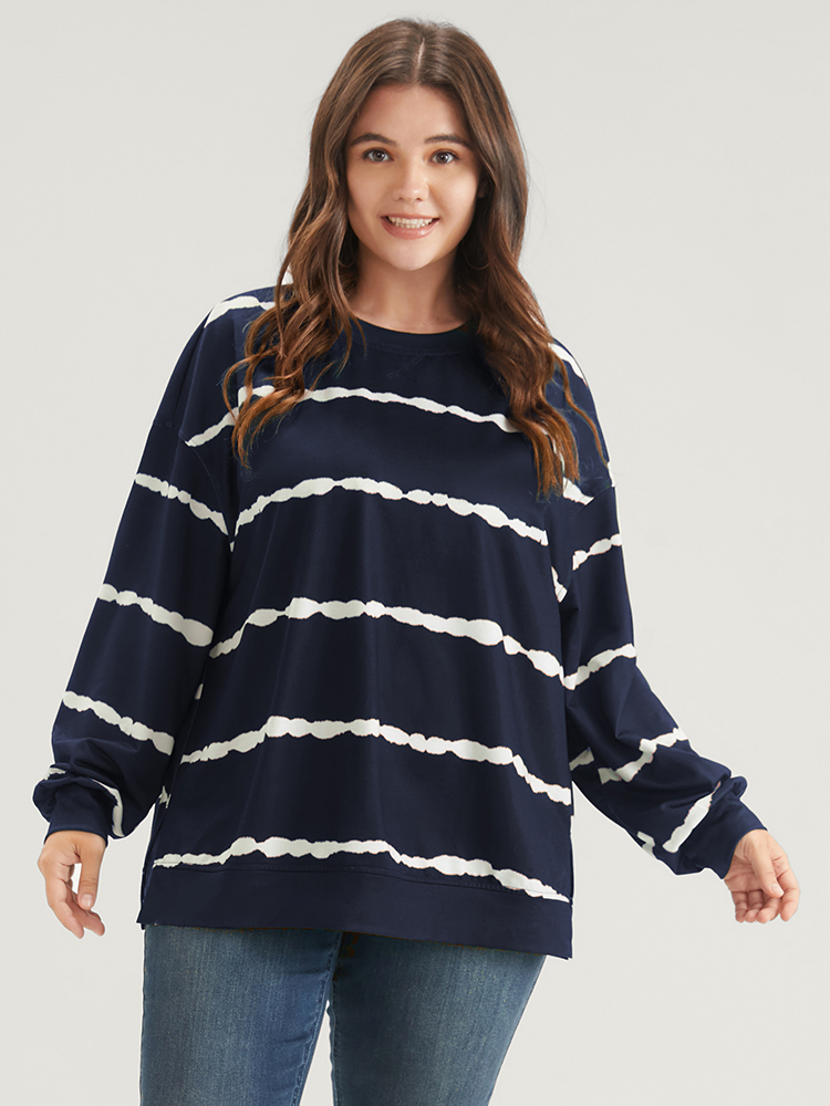 

Plus Size Tie Dye Striped Side Split Drop Shoulder Sweatshirt Women Indigo Casual Tie Dye Loose Round Neck Dailywear Sweatshirts BloomChic