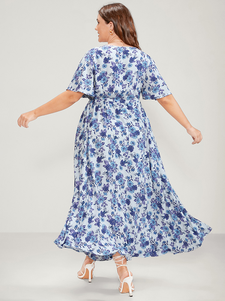 

Plus Size Bloom Dress -Floral Print V Neck Pocket Ties Ruffles Maxi Dress Blue Women Elegant Printed V-neck Short sleeve Curvy Long Dress BloomChic