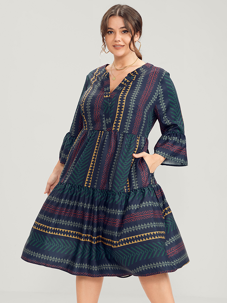 

Plus Size Bloom Dress -Geometric Pocket Ruffles V Neck Knee Dress Multicolor Women Vacation Pocket V-neck Elbow-length sleeve Curvy Knee Dress BloomChic