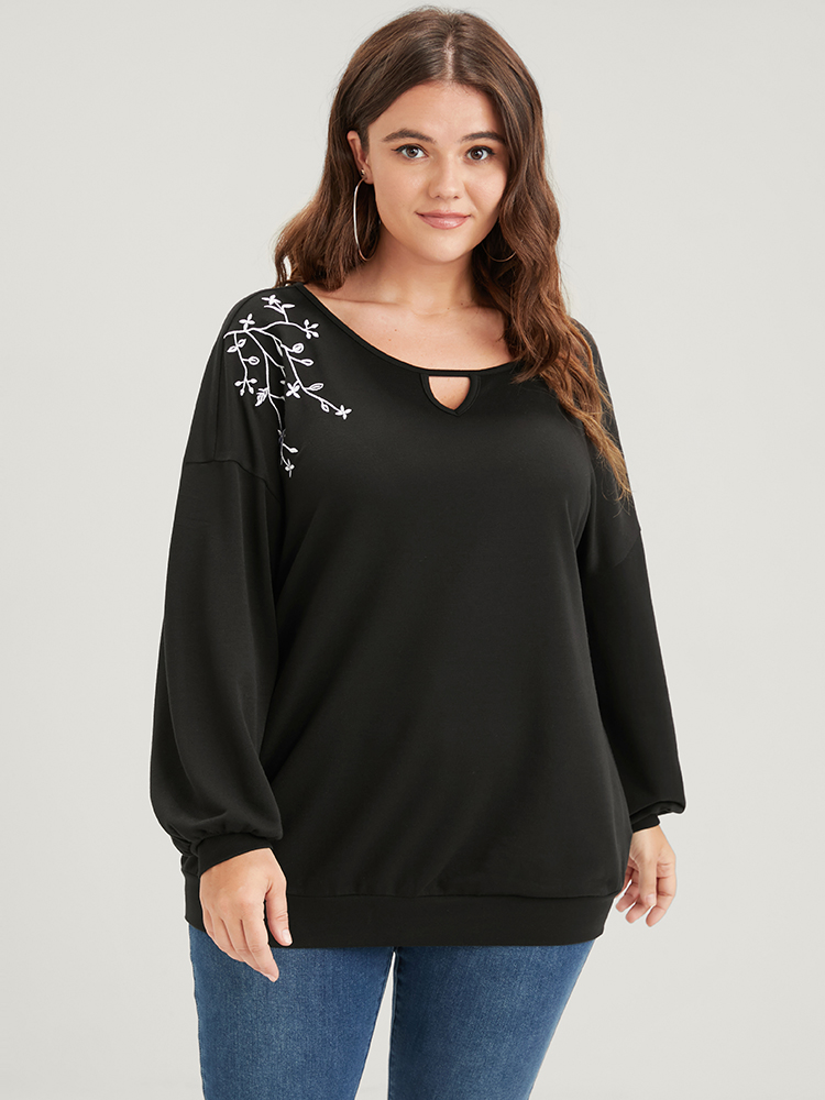 Plus Size Women Dailywear Bohemian Print Embroidered Loose Regular Sleeve Long Sleeve Round Neck Casual Sweatshirts BloomChic 