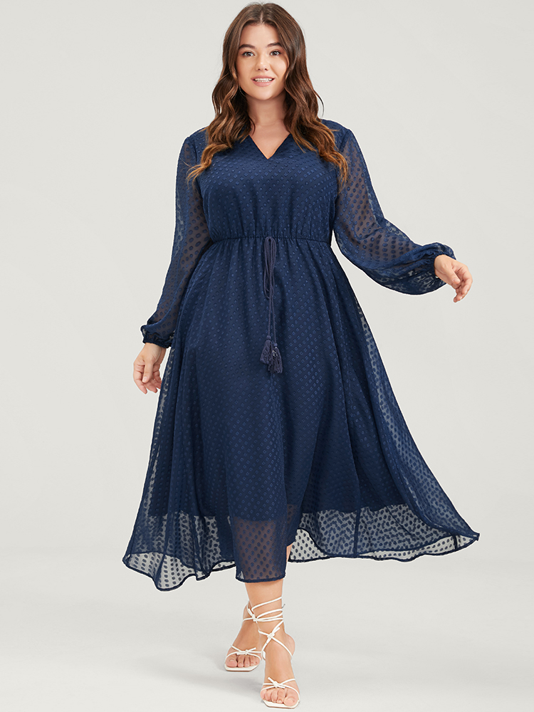 

Plus Size Solid Geometric Mesh V Neck Lantern Sleeve Tie Dress Navy Women Glamour Heather V-neck Long Sleeve Curvy Midi Dress BloomChic