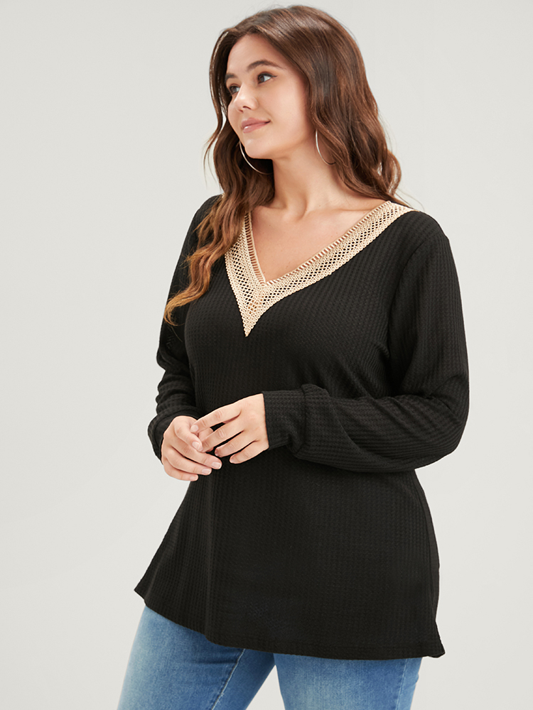 

Plus Size Solid Drop Shoulder Contrast Lace Waffle Knit Sweatshirt Women Black Casual Patchwork V-neck Dailywear Sweatshirts BloomChic