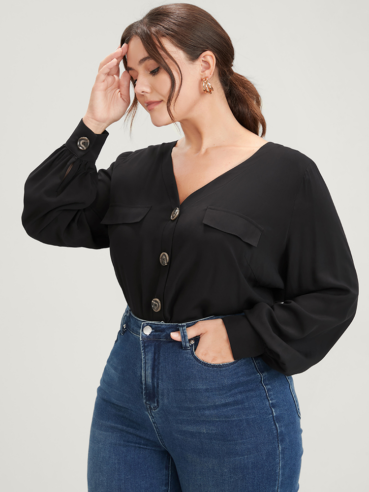 

Plus Size Solid Fake Pocket Button Front Blouse Black Long Sleeve V-neck Office Shirts