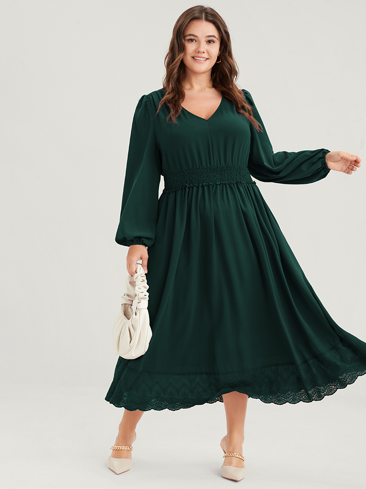 Plus Size Solid Pocket Lantern Sleeve Patchwork Ruffled Shirred Dress DarkGreen Women Elegant Plain V-neck Long Sleeve Curvy Midi Dress BloomChic 10/M 