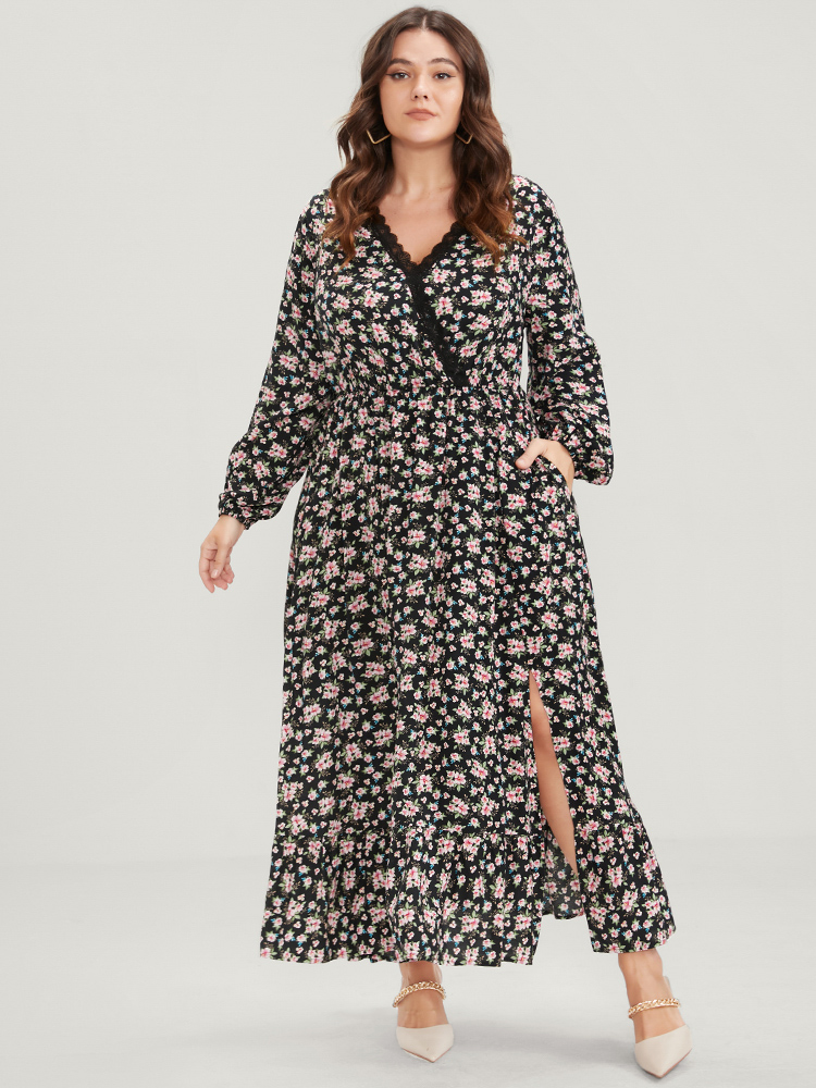 

Plus Size Ditsy Floral Split Pocket Lace Trim Wrap Maxi Dress Black Women Casual Patchwork V-neck Long Sleeve Curvy Long Dress BloomChic