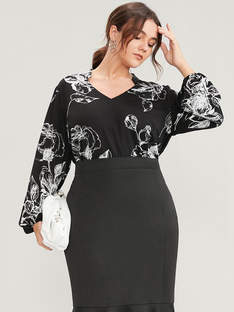 

Plus Size Black Floral Printed Lantern Sleeve V Neck Blouse Women Office Long Sleeve V-neck Work Blouses BloomChic