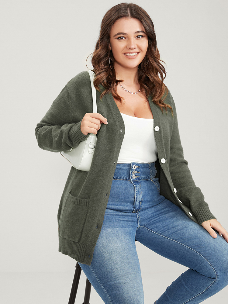 

Plus Size Solid Super Soft Plush Knit Pocket Split Button Front Cardigan LightGreen Women Elegant Loose Long Sleeve Dailywear Cardigans BloomChic