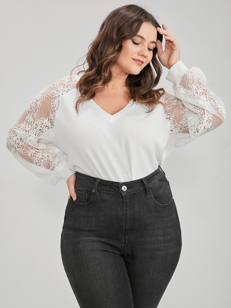 

Plus Size Solid V Neck Contrast Lace Raglan Sleeve Long Tee White V-neck Long Sleeve Elegant Jersey Tops