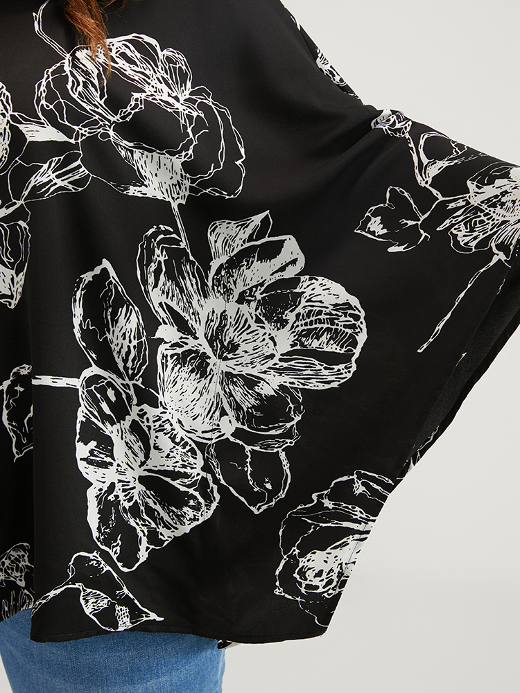 Plus Size Women Dailywear Floral Asymmetrical Dolman Sleeve Long Sleeve V-neck Elegant Blouses BloomChic 