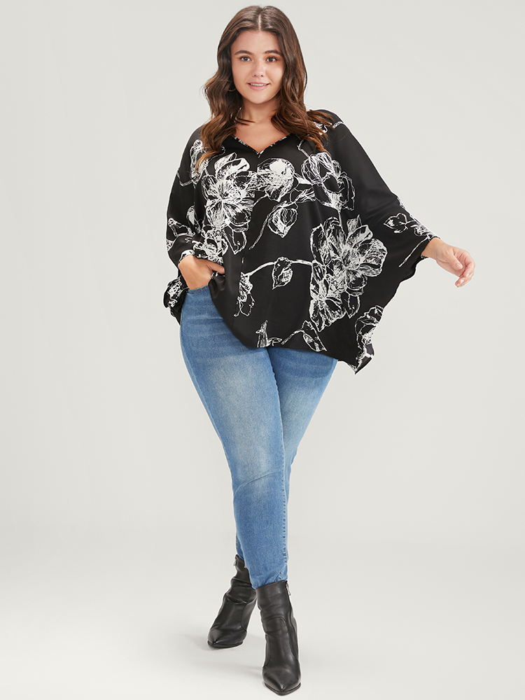 Plus Size Women Dailywear Floral Asymmetrical Dolman Sleeve Long Sleeve V-neck Elegant Blouses BloomChic 
