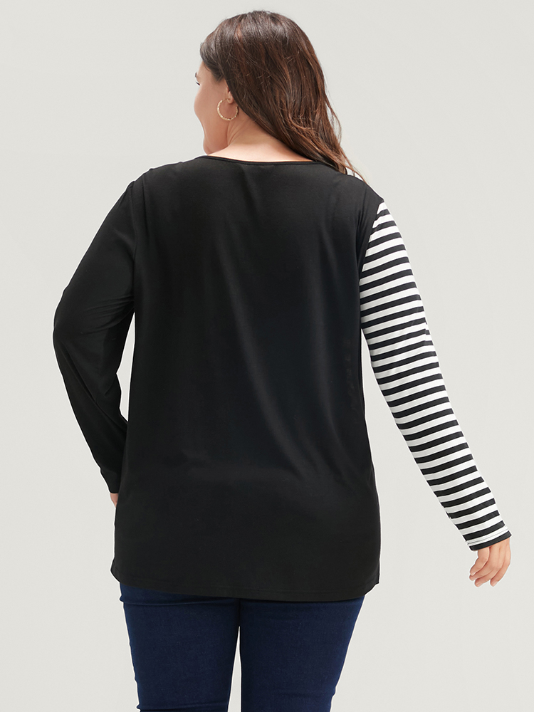 Plus Size Women Dailywear Leopard Patchwork Regular Sleeve Long Sleeve Round Neck Casual T-shirts BloomChic 