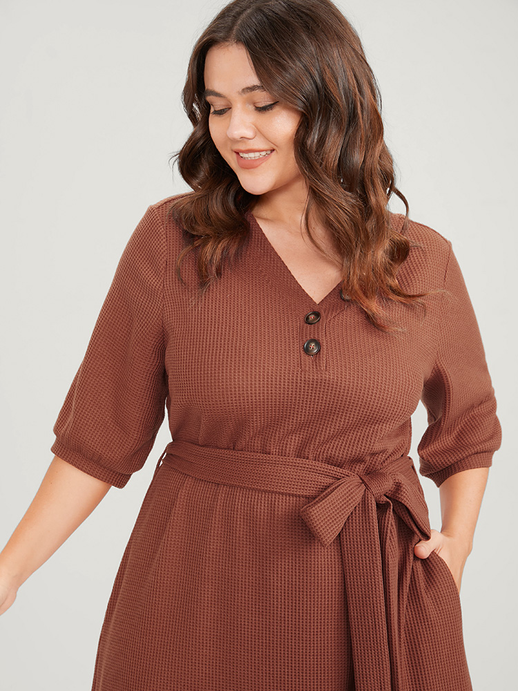 

Plus Size Solid Button Detail Pocket Belted Waffle Knit Dress Chocolate Women Belted V-neck Half Sleeve Curvy Midi Dress BloomChic