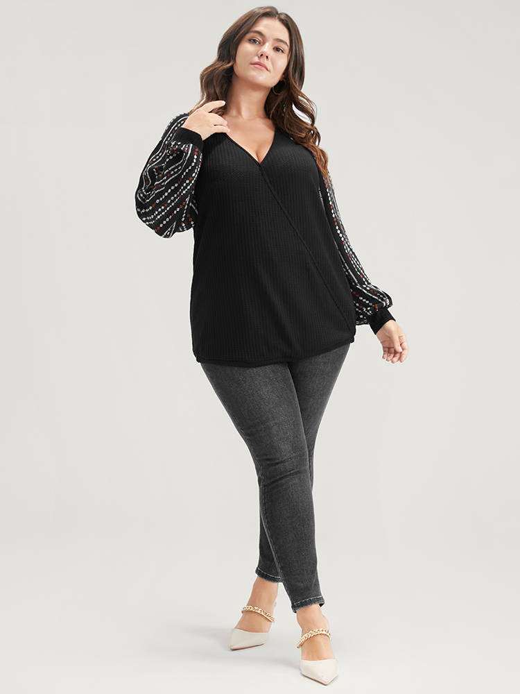 Plus Size Women Dailywear Striped Patchwork Regular Lantern Sleeve Long Sleeve V-neck Elegant Sweatshirts BloomChic 
