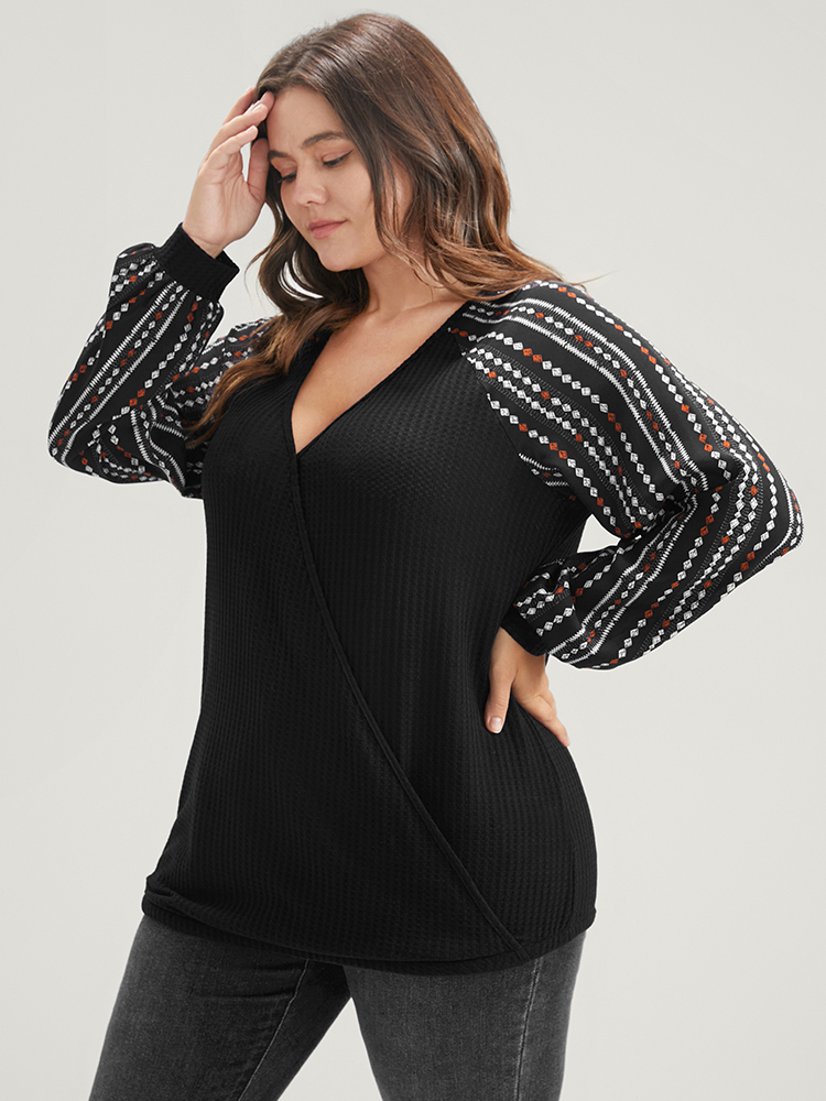 Plus Size Women Dailywear Striped Patchwork Regular Lantern Sleeve Long Sleeve V-neck Elegant Sweatshirts BloomChic 