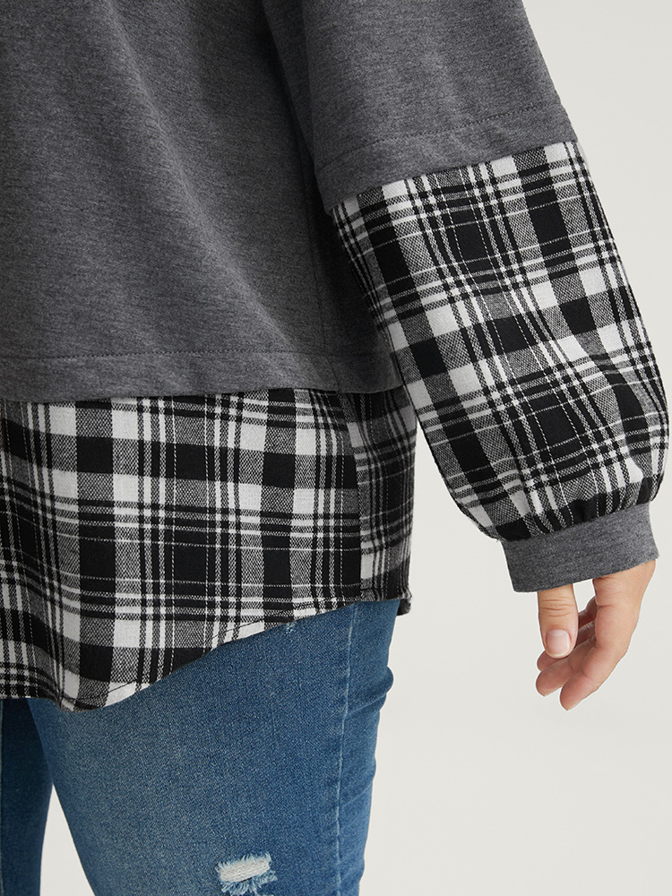 

Plus Size Plaid Patchwork Round Neck Arc Hem Sweatshirt Women DimGray Casual Contrast Round Neck Dailywear Sweatshirts BloomChic