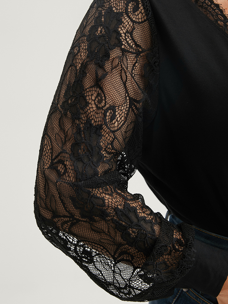 

Plus Size Solid V Neck Contrast Lace Lantern Sleeve Long Tee Black V-neck Long Sleeve Elegant Jersey Tops
