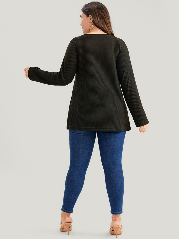Plus Size Solid Contrast Lace V Neck Rib Knit Long Tee ArmyGreen Women Elegant Plain Plain V-neck Dailywear T-shirts BloomChic 22-24/3X 
