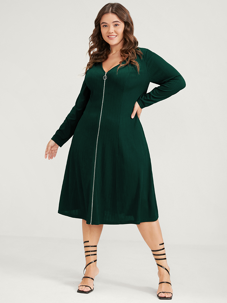 

Plus Size Plain V Neck Pocket Zip Up Midi Dress DarkGreen Women Office Zipper V-neck Long Sleeve Curvy Midi Dress BloomChic