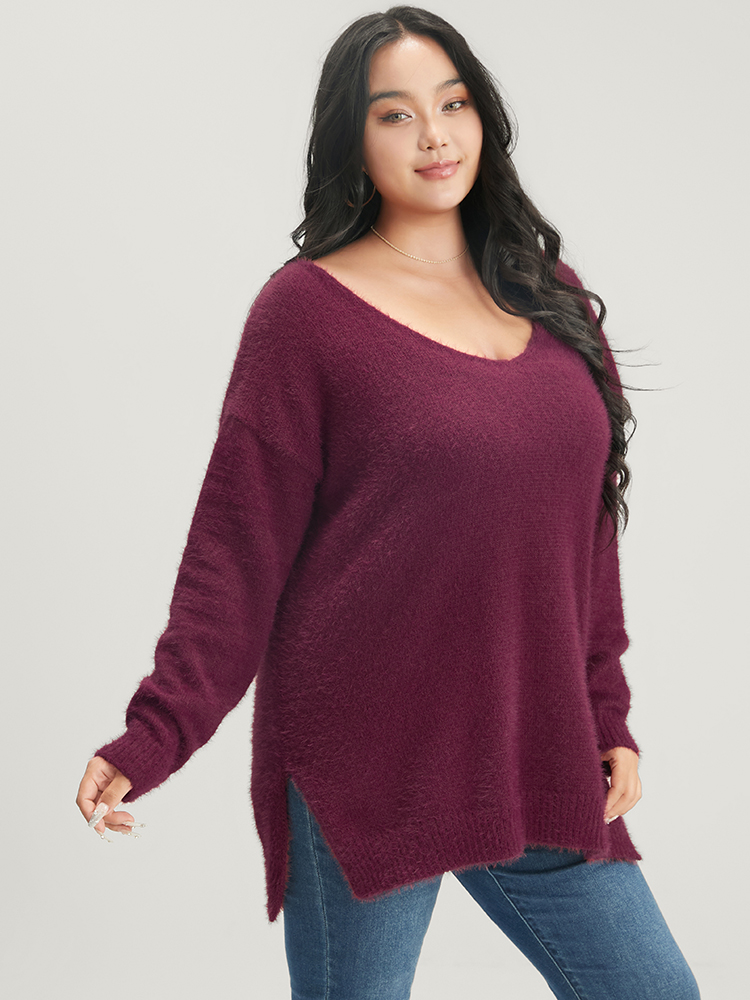 

Plus Size Solid Super Soft Plush Knit Split Hem Heather Knit Top Eggplant Women Elegant Loose Long Sleeve Deep V-neck Dailywear Pullovers BloomChic