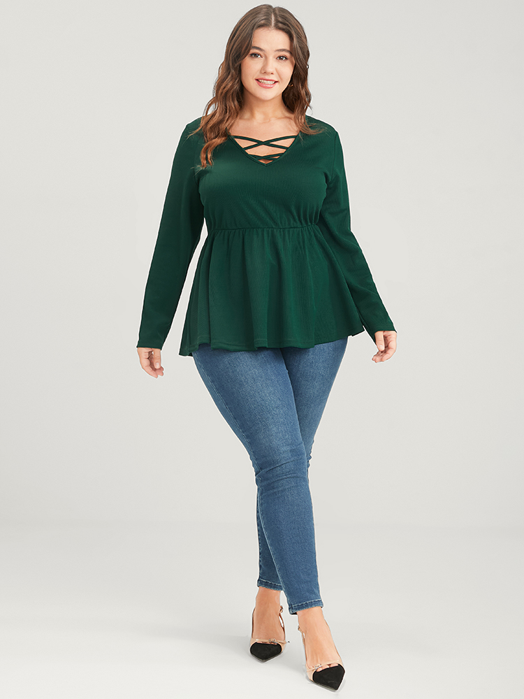 

Plus Size Solid Crisscross V Neck Flutter Hem Long Tee DarkGreen Elegant Jersey Tops