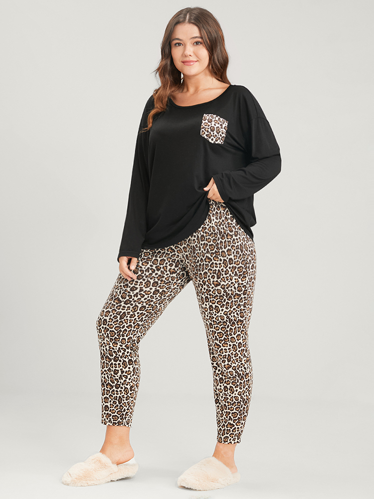 

Plus Size Leopard Print Pocket Pajama Set Women Black Casual Leopard Patchwork V-neck Loungewear BloomChic