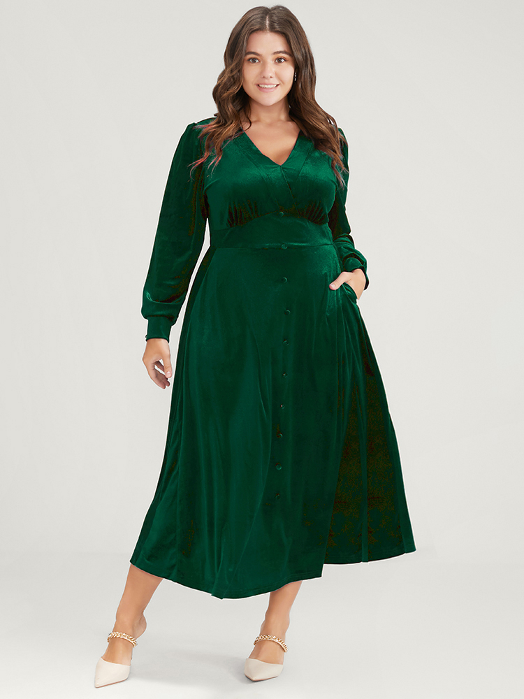 

Plus Size Solid V Neck Button Detail Pocket Velvet Dress Green Women Glamour Button V-neck Long Sleeve Curvy Midi Dress BloomChic