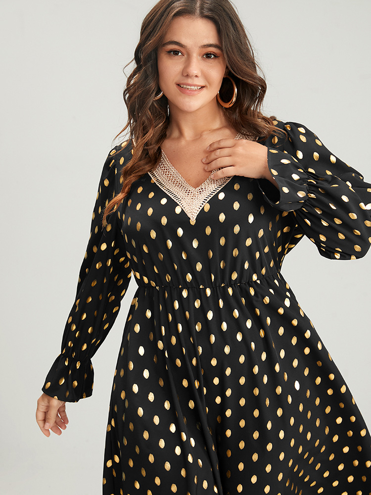 

Plus Size Polka Dot Lantern Sleeve Pocket Lace Trim Midi Dress Black Women Party Lace V-neck Long Sleeve Curvy Midi Dress BloomChic