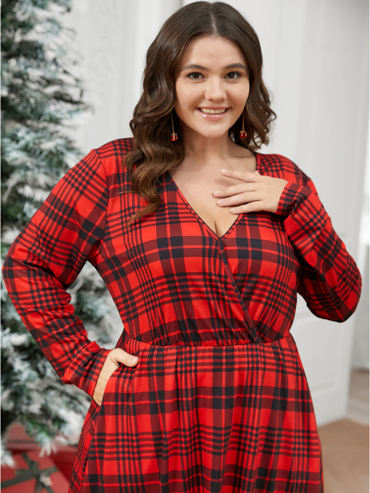 Plus Size Plaid Surplice Neck Pocket Midi Dress Red Women Elegant Elastic Waist V-neck Long Sleeve Curvy Midi Dress BloomChic 14-16/1X 