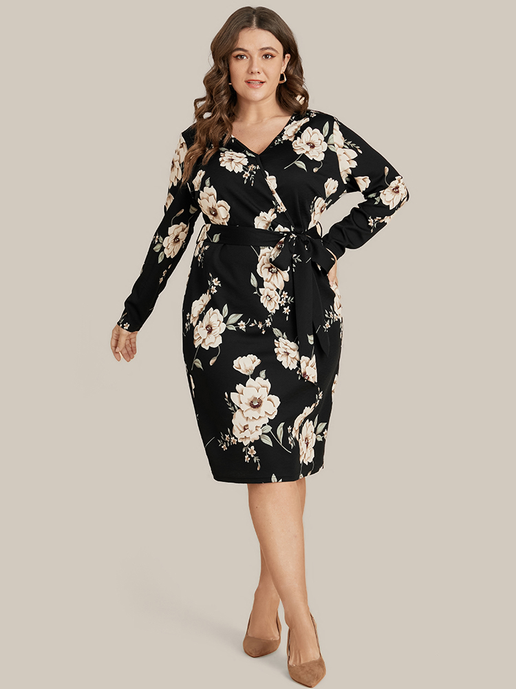 Plus Size Women Dailywear Floral Belted Regular Sleeve Long Sleeve V-neck Belt Elegant Dresses BloomChic 