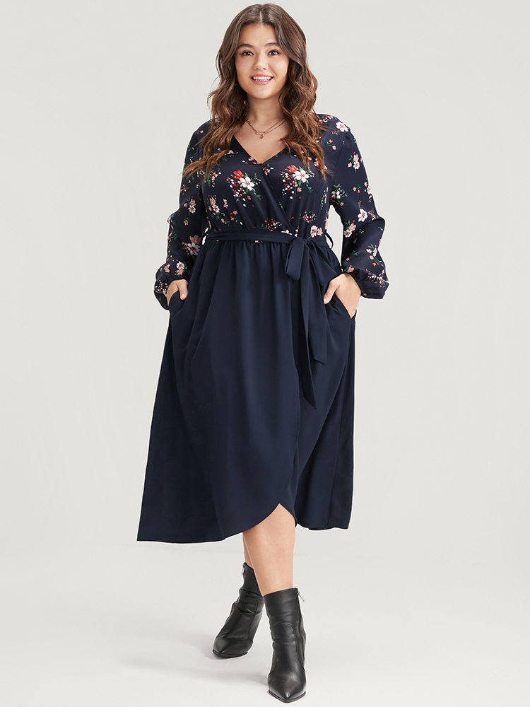 

Plus Size Floral Print Wrap Pocket Belted Split Dress DarkBlue Women Elegant Elastic Waist V-neck Long Sleeve Curvy Midi Dress BloomChic