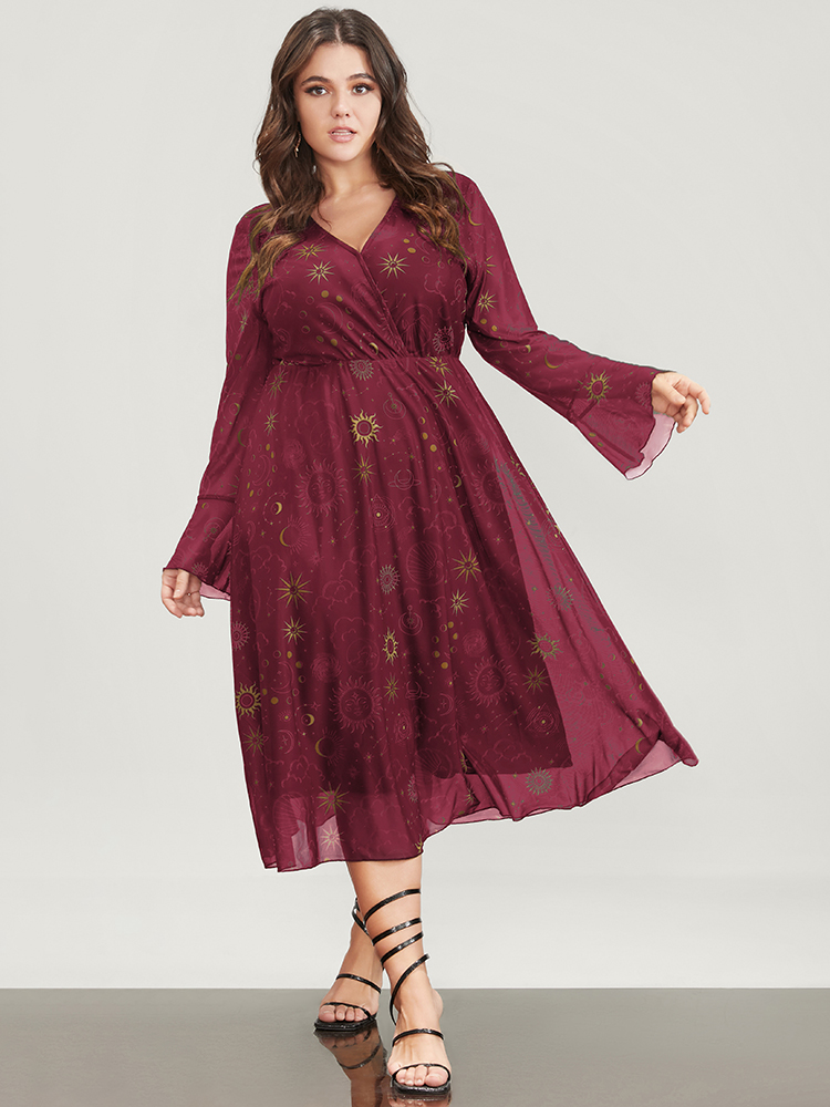 

Embroidered Plus Size Women Midi Dress Dailywear Graphic-Halloween Printed Slightly Stretchy Bell Sleeve Long Sleeve V Neck Elegance Dresses, Burgundy