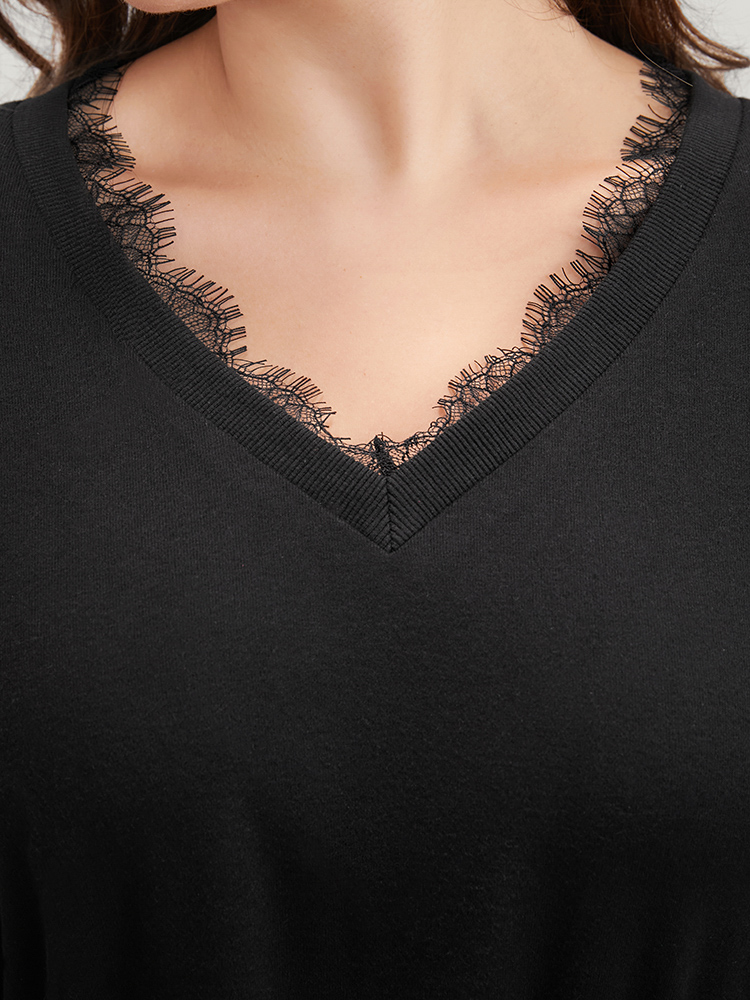 Plus Size Women Dailywear Plain Lace Regular Lantern Sleeve Long Sleeve V-neck Elegant Sweatshirts BloomChic 