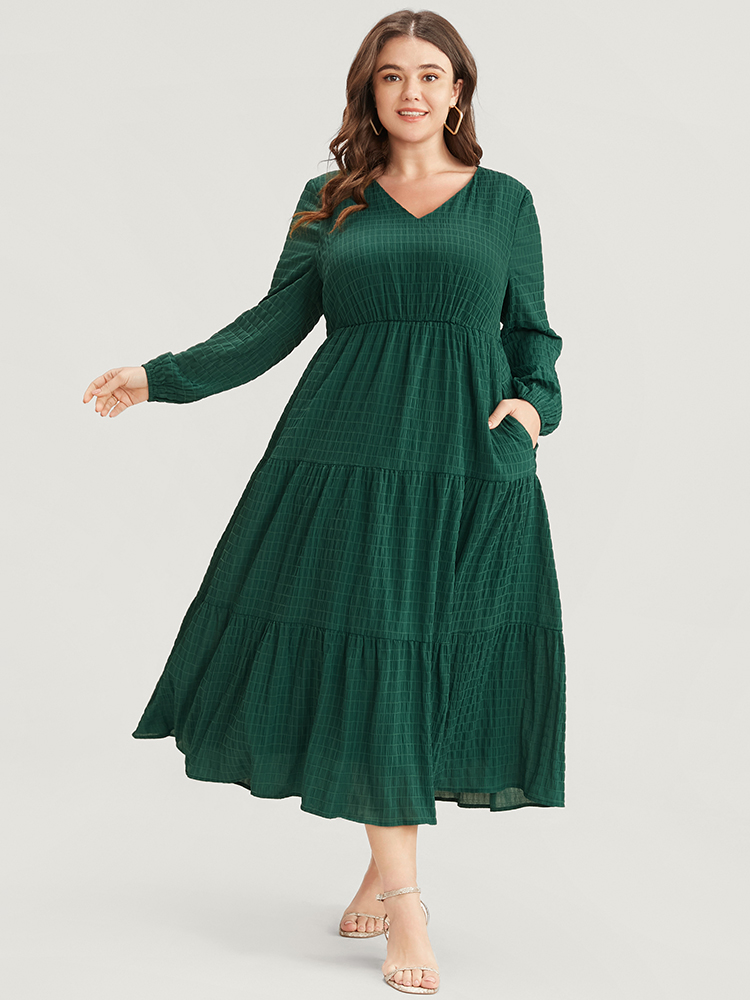 

Plus Size Solid V Neck Lantern Sleeve Pocket Gingham Flutter Dress DarkGreen Women Elegant Pocket V-neck Long Sleeve Curvy Midi Dress BloomChic